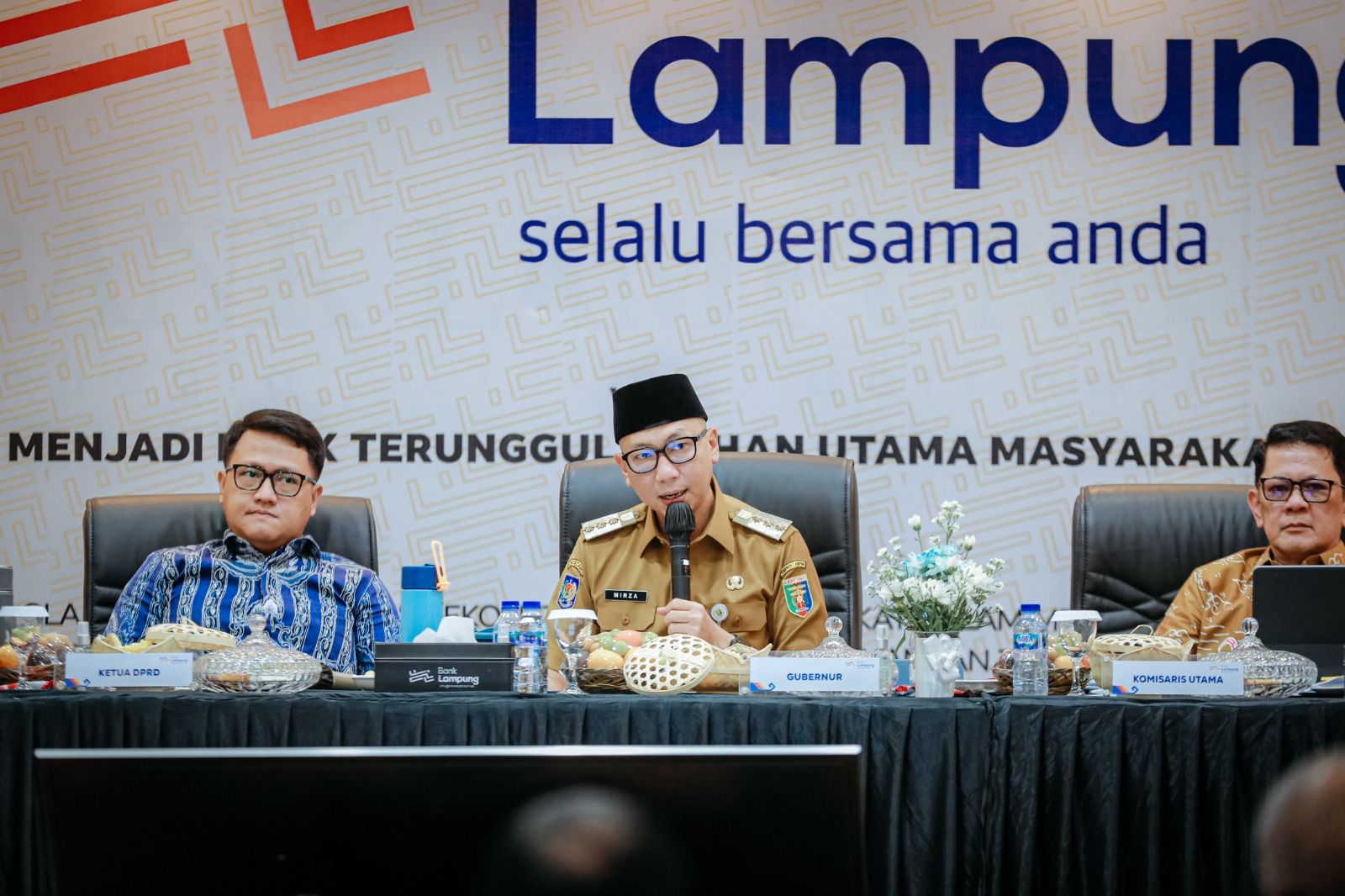 Gubernur Mirza Tegaskan Bank Lampung Harus Jadi Motor Penggerak Ekonomi Daerah 2026
