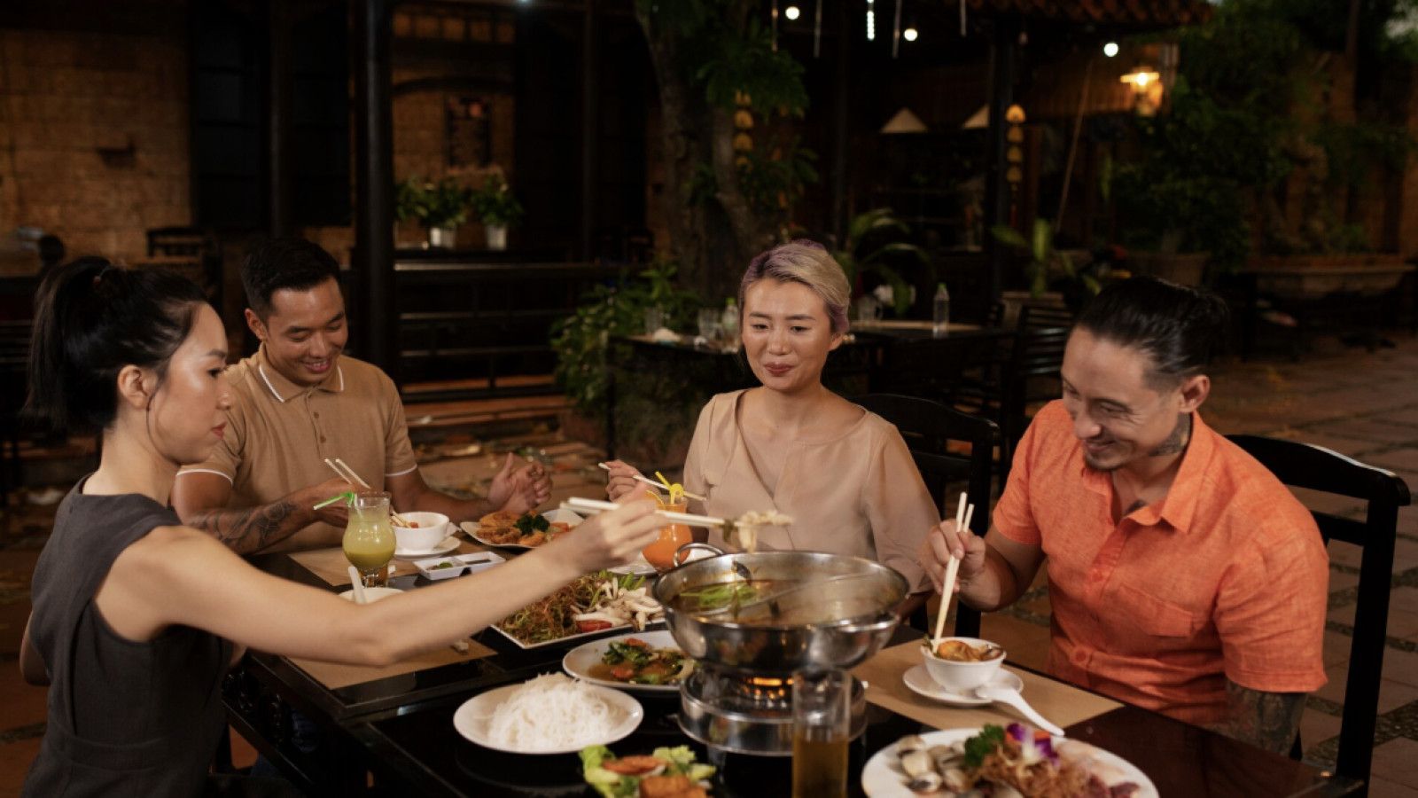 Pilihan Hidangan Hangat untuk Menyemarakkan Malam Musim Hujan