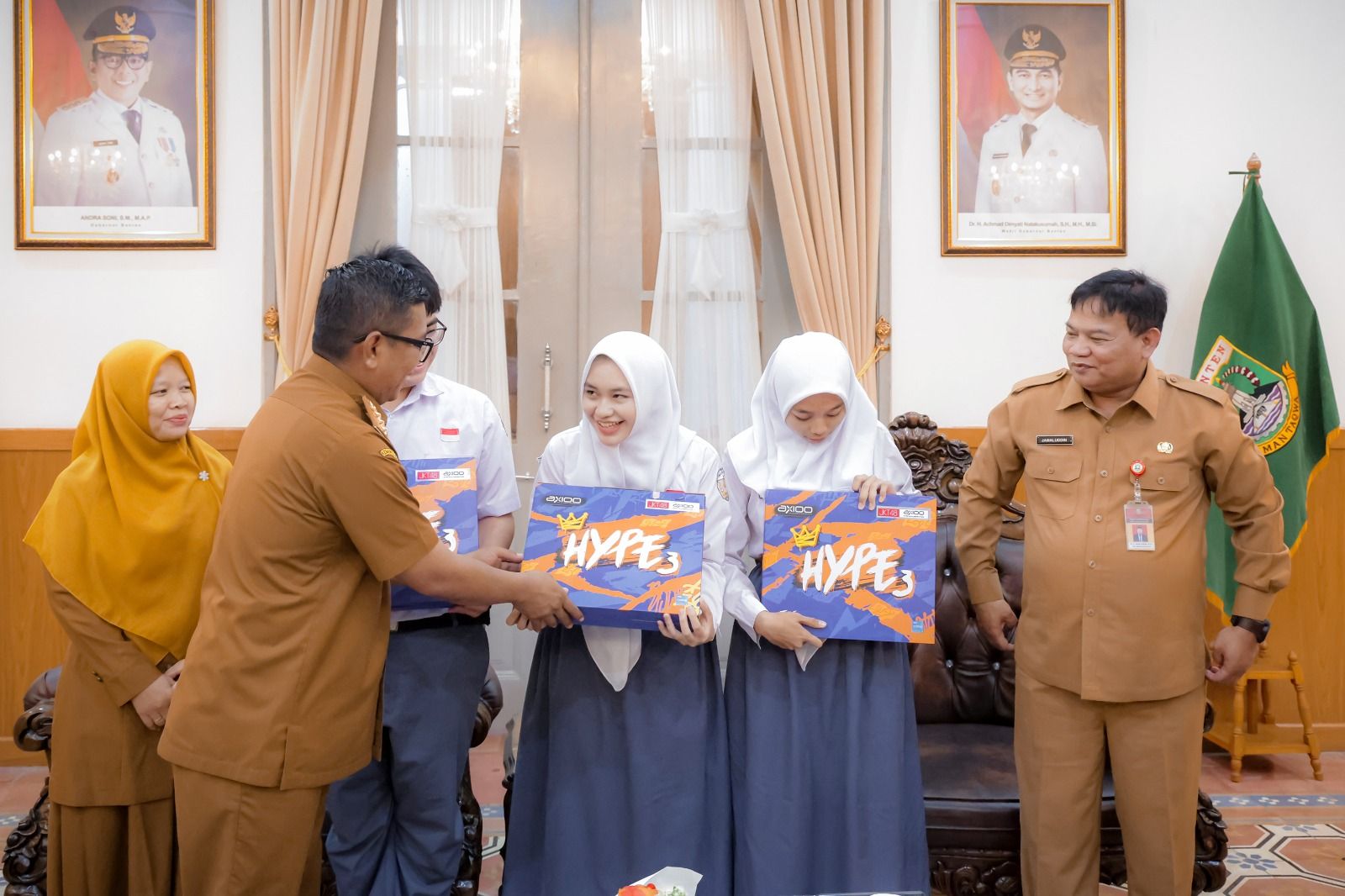 Gubernur Banten Apresiasi Siswa SMAN 1 Kota Serang Juara I Lomba Cerdas Cermat Tingkat Nasional