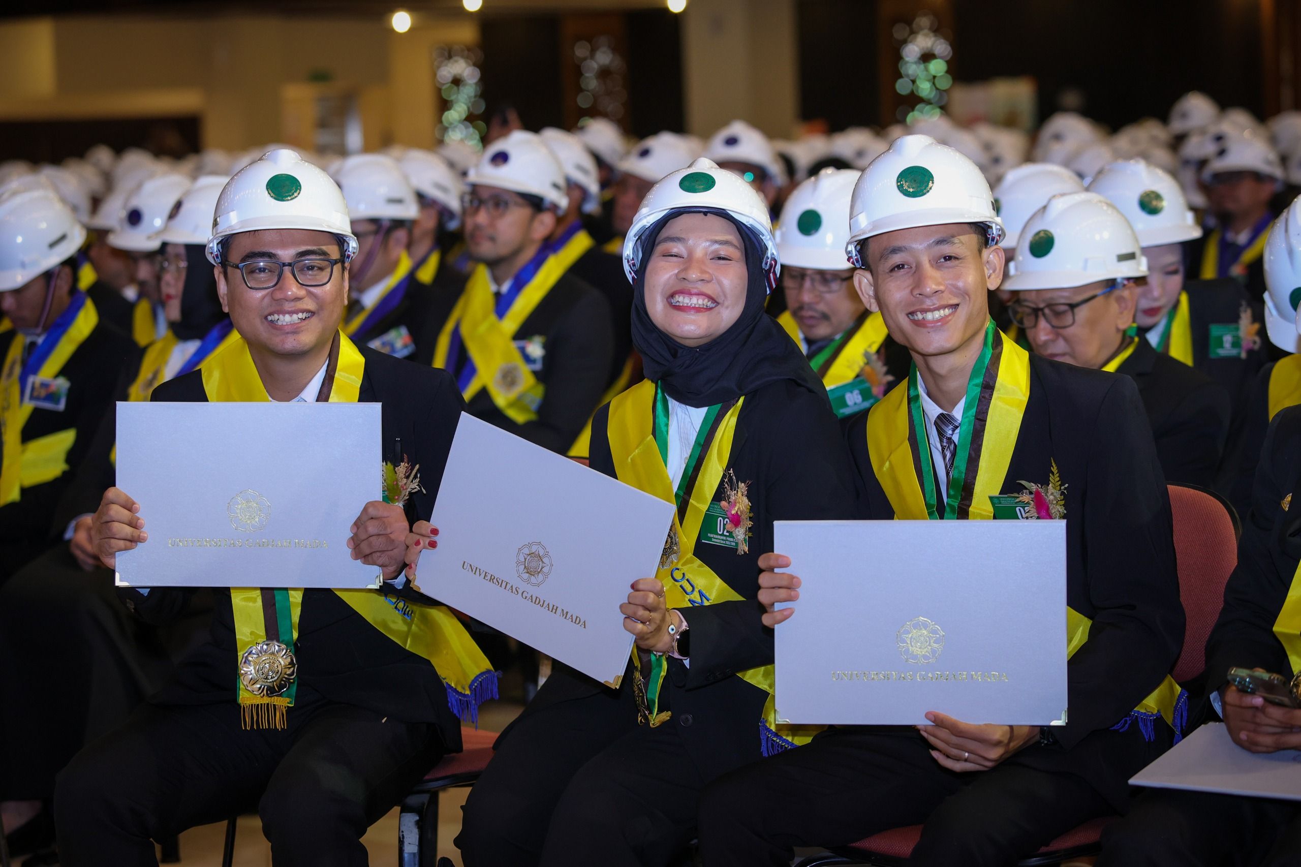 UGM Kukuhkan 901 Insinyur Baru, Salah Satu Pidatonya Soroti Keberlangsungan Hutan