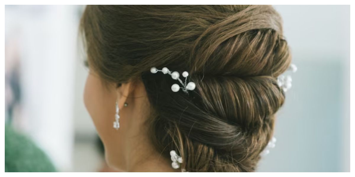 7 Model Rambut Perempuan untuk Pesta Pernikahan yang Lagi Hits, Tampil Elegan tanpa Ribet!