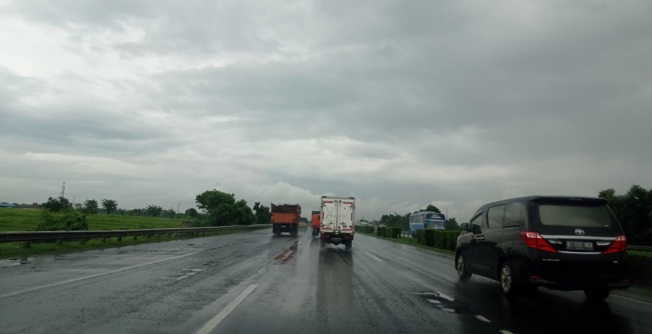 ASTRA Tol Tangerang-Merak Siaga Hadapi Cuaca Ekstrem
