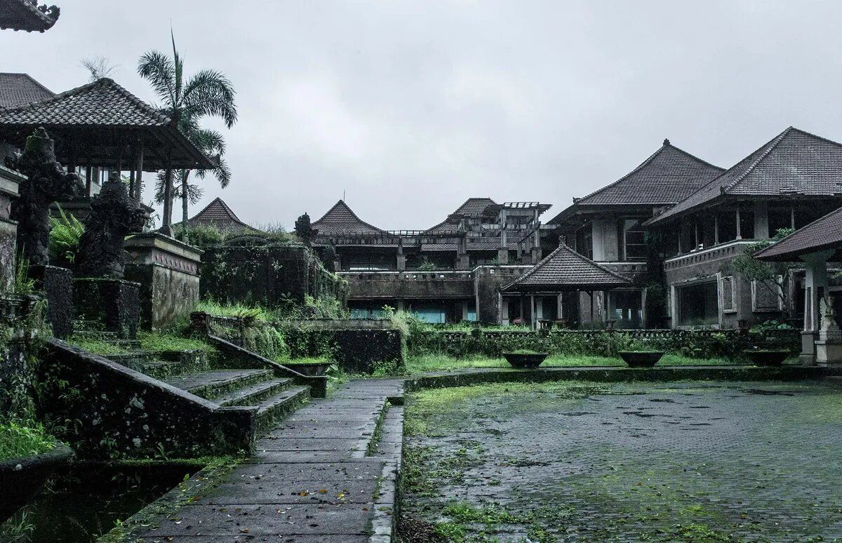 Di Balik Pesona Bali, Tersimpan Kisah Mistis dan Tempat Angker yang Melegenda