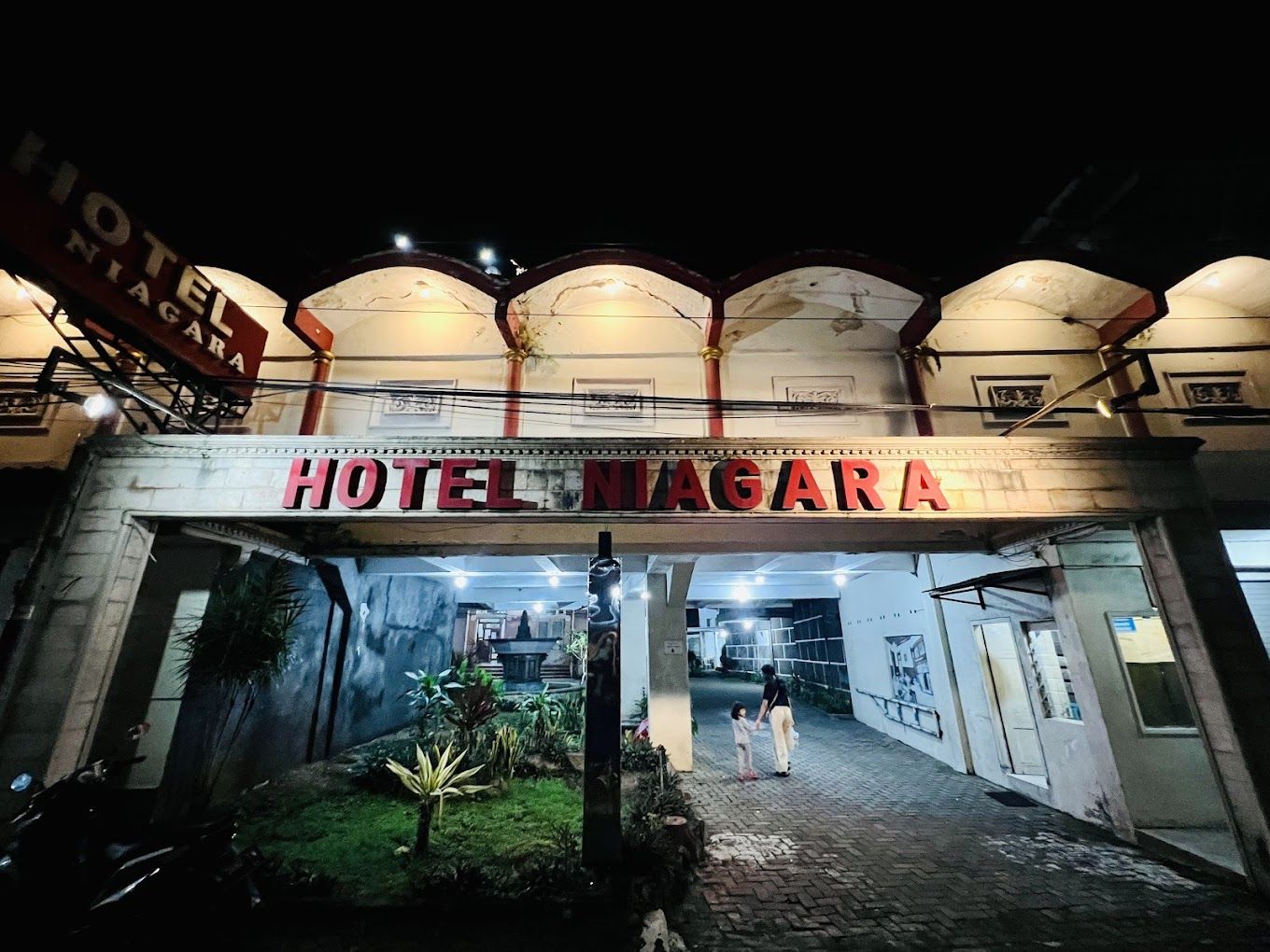Tarif Semalam Cukup 200 Ribuan, Ini Cerita Lengkap Hotel Niagara Malang yang Disebut Angker