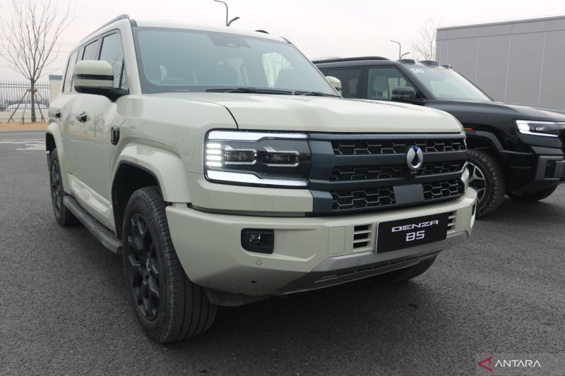 Simak Spesifikasi Denza B5, Mobil Off-road Keluaran BYD yang Tangguh di Berbagai Medan