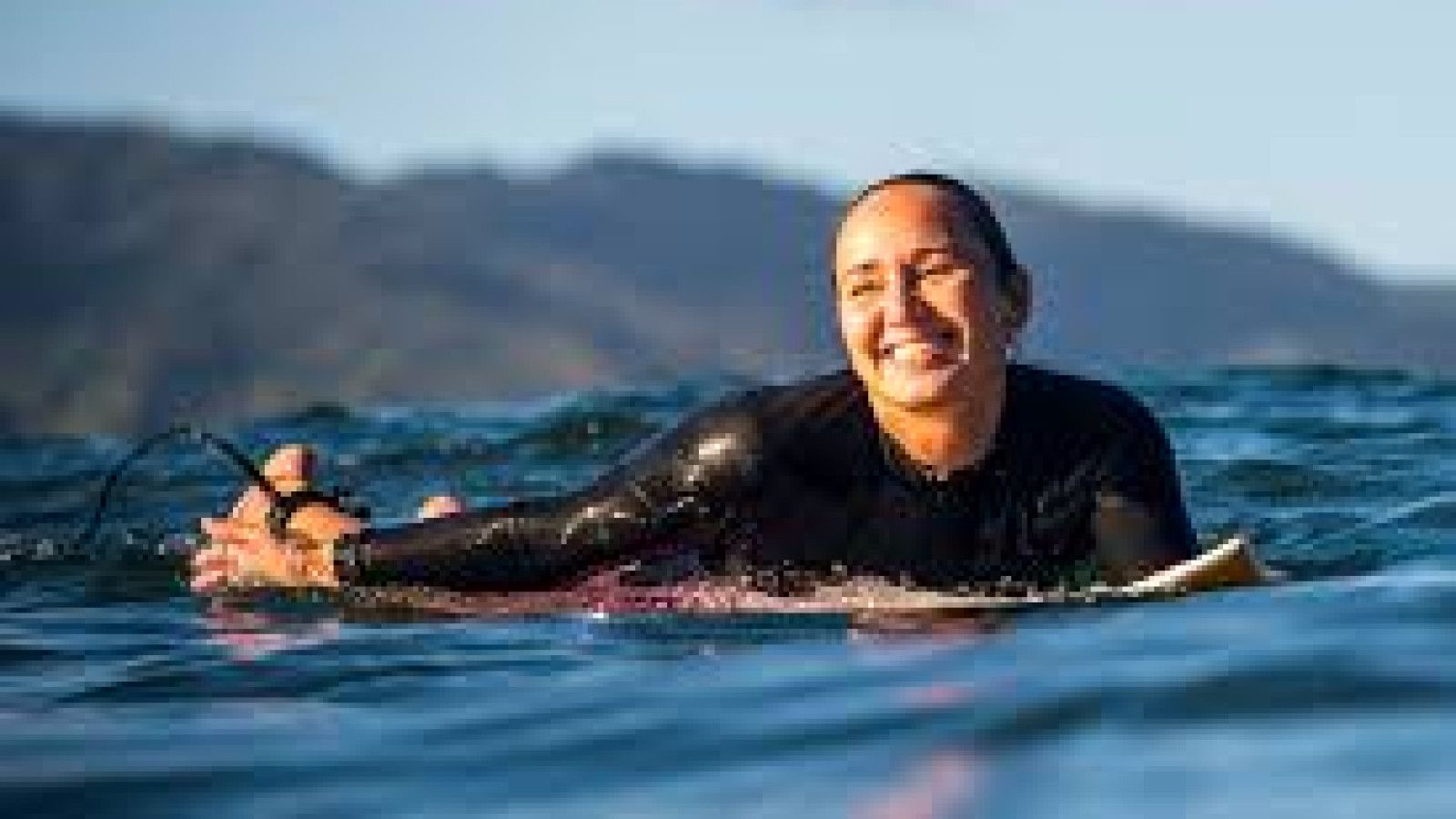 Menjelajahi Surfing dan Mindfulness di Pantai Indonesia