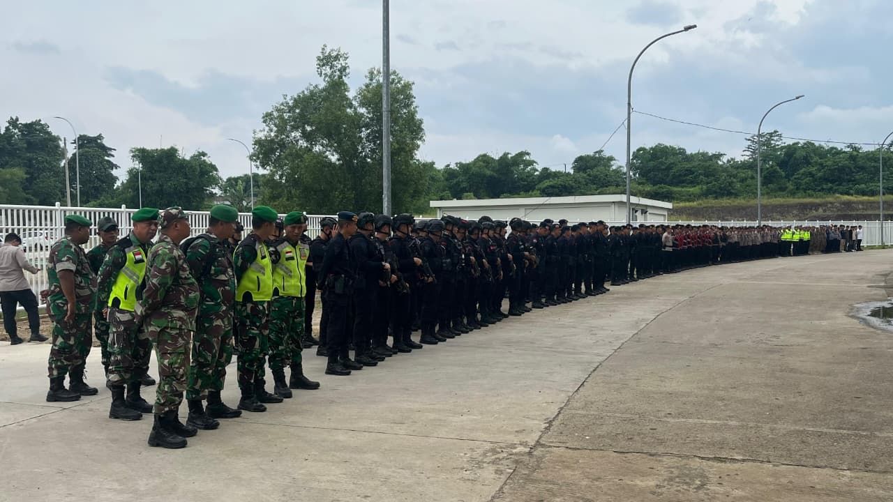 Pengamanan Adhyaksa FC Banten melawan Sumsel United FC Digelar Tanpa Sejata Api