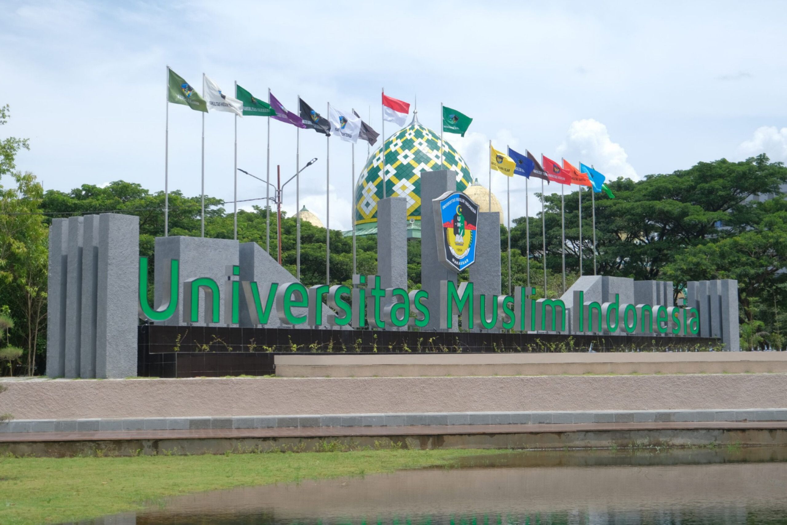 UMI Makassar Jadi PTS Terbaik di Indonesia Timur, Masuk Top 100 Kampus Terbaik Nasional