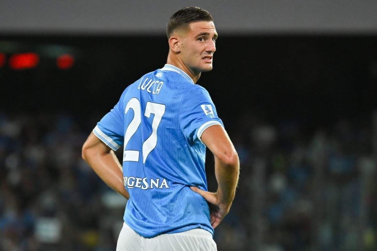 Nottingham Forest Setuju untuk Meminjam Lorenzo Lucca dari Napoli dengan Opsi Pembelian