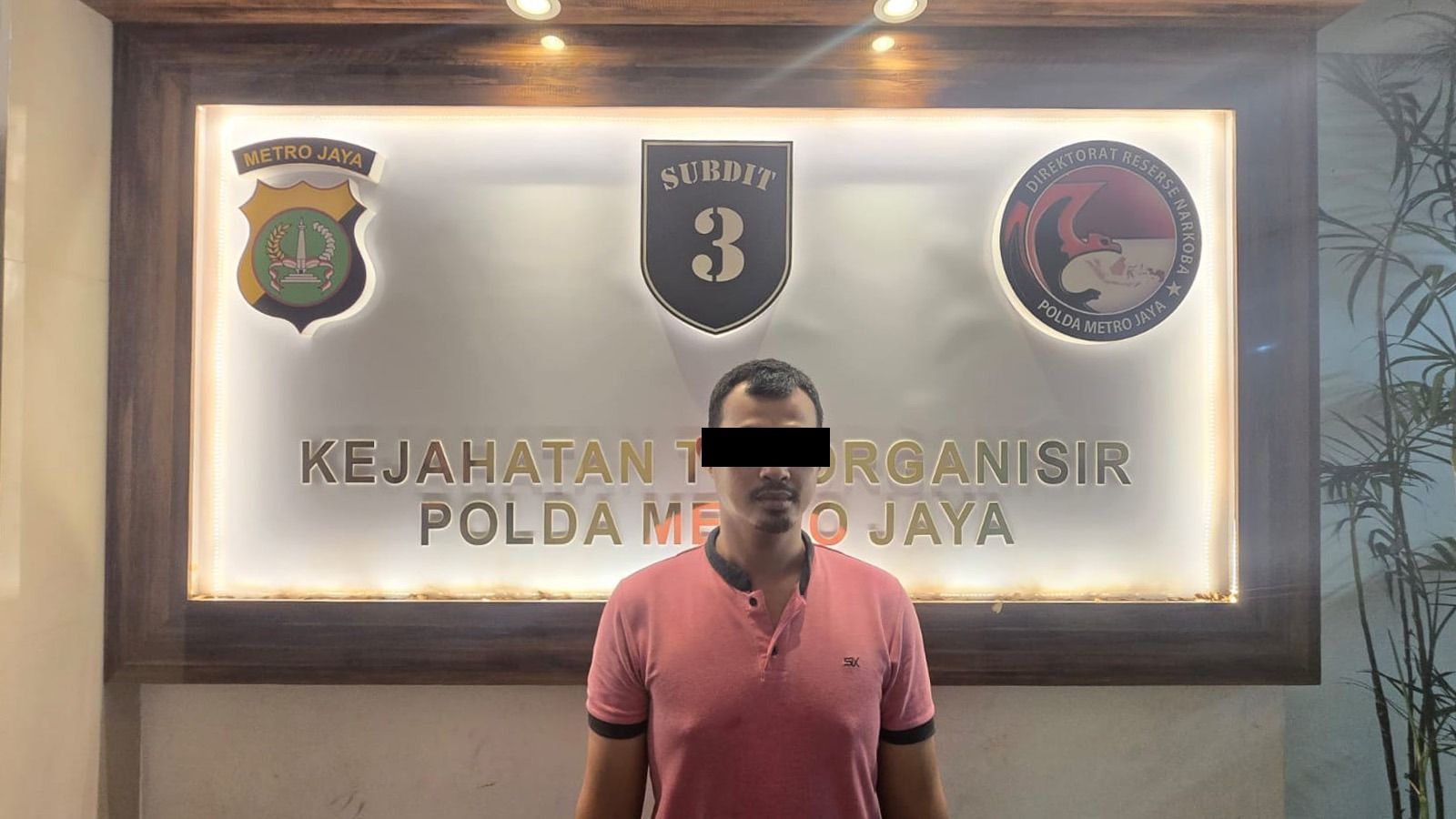 Polda Metro Gerebek Toko Plastik di Jagakarsa, Jual Obat Keras Tanpa Izin Edar