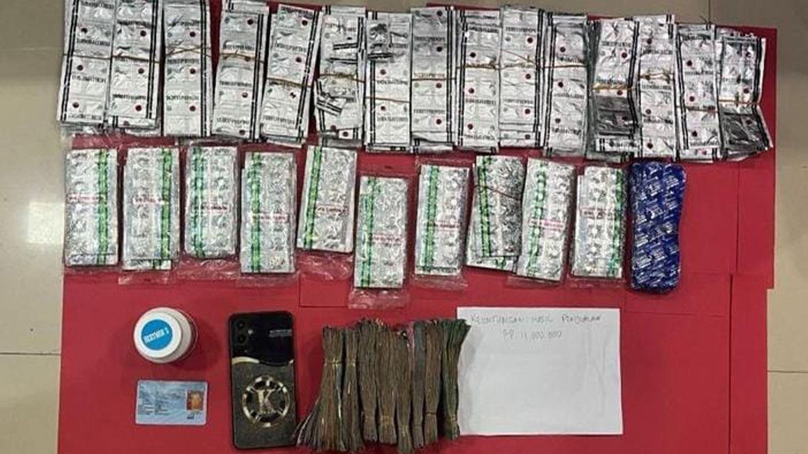 Polda Metro Gerebek Toko Plastik di Jagakarsa, Jual Obat Keras Tanpa Izin Edar