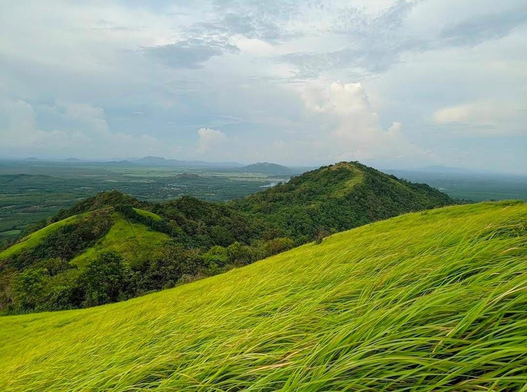 Pesona Gunung Birah: Destinasi Pendakian Favorit dan Ramah Pemula di Kalsel