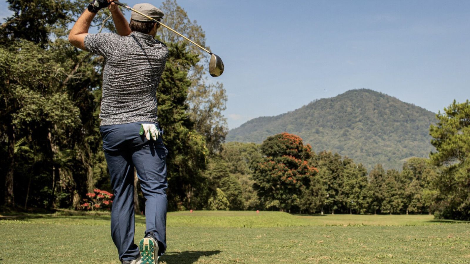 Mengasah Kesabaran dan Konsentrasi Melalui Golf