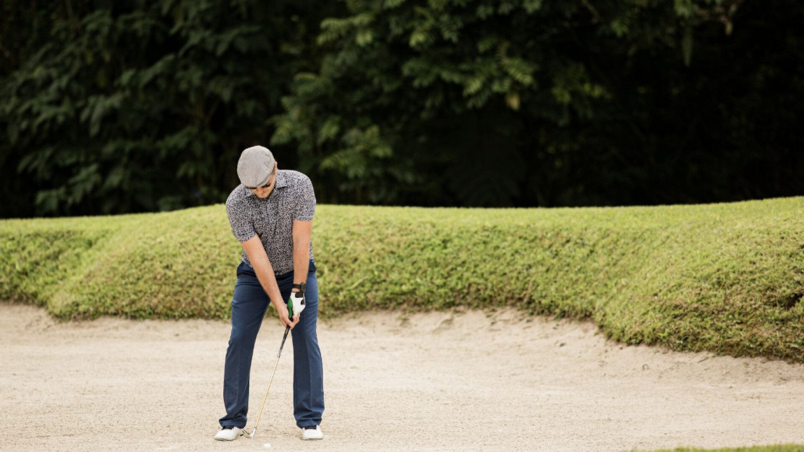 Membedah Perbedaan antara Driving Range dan Lapangan Golf