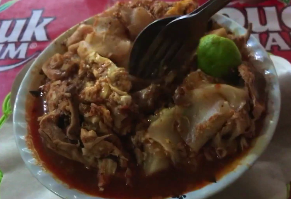 Seblak Pedas di Senggigi Lombok, Isian Lengkap dengan Harga Terjangkau