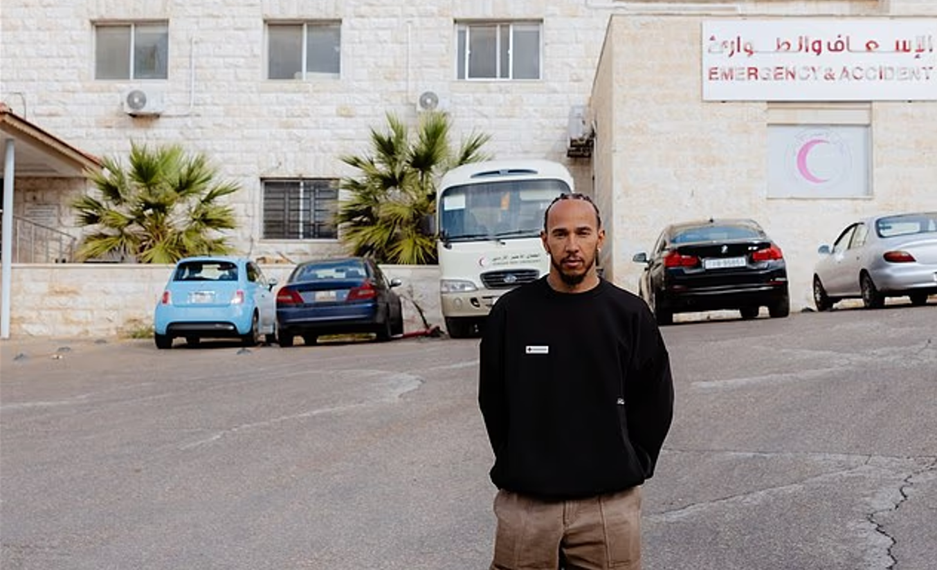 Lewis Hamilton Kirim Langsung Bantuan Ke Yordania untuk Korban Genosida Gaza, Beri Pesan Menyentuh