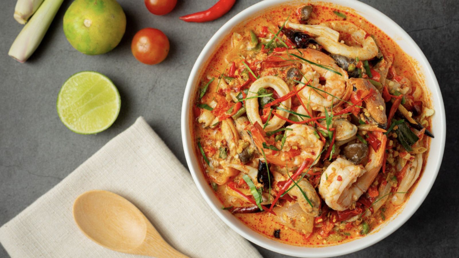 Keunggulan Makanan Pedas Selama Musim Hujan