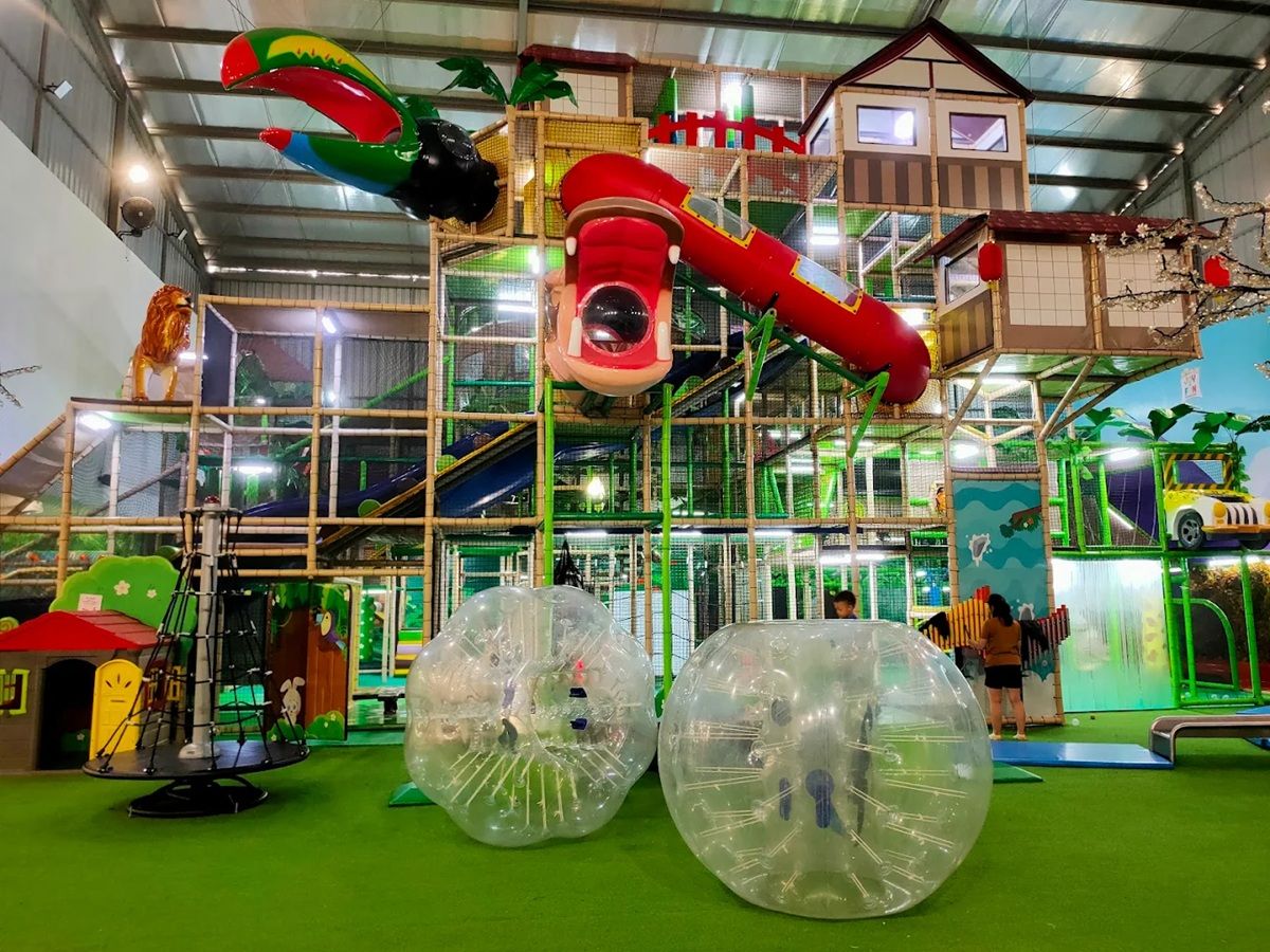 Liburan Keluarga di Bandung? Ini 6 Playground Paling Seru dan Hits 2026!
