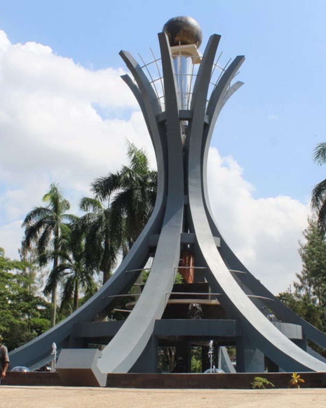 Alun-alun Taman Merdeka: Ruang Publik Favorit dan Ikon Kota Metro Lampung