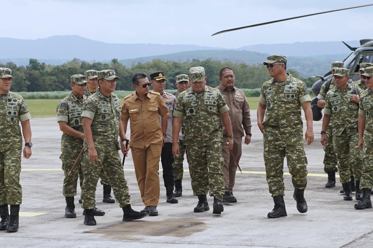 Wabup Subang Dampingi Wakil Panglima TNI Tinjau Progres Koperasi Merah Putih