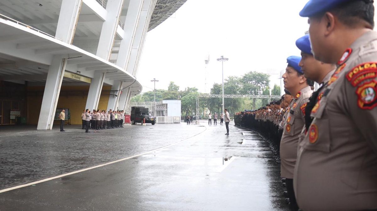 Amankan Laga Persija Vs Madura United di GBK Malam Nanti, 1.300 Personel Gabungan Dikerahkan