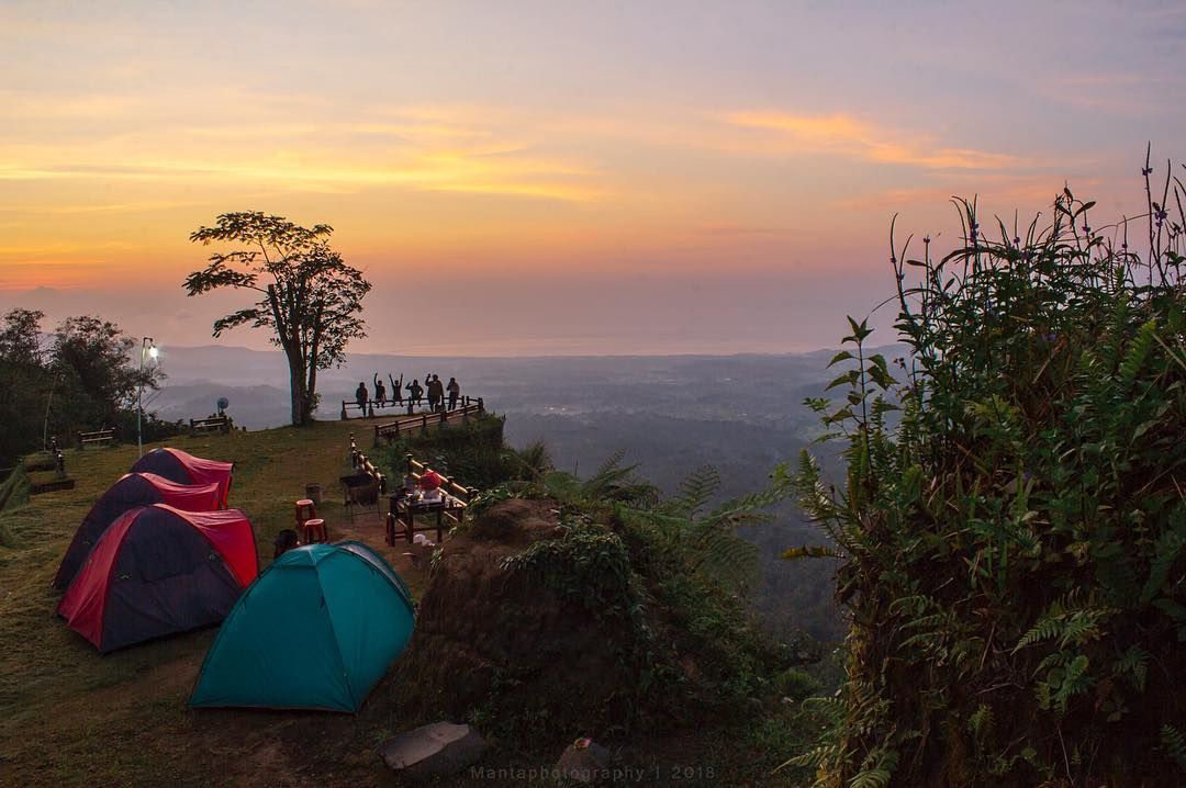 Alternatif Healing di Bali, Ini Rekomendasi Tempat Camping Seru dengan Panorama Alam yang Menawan