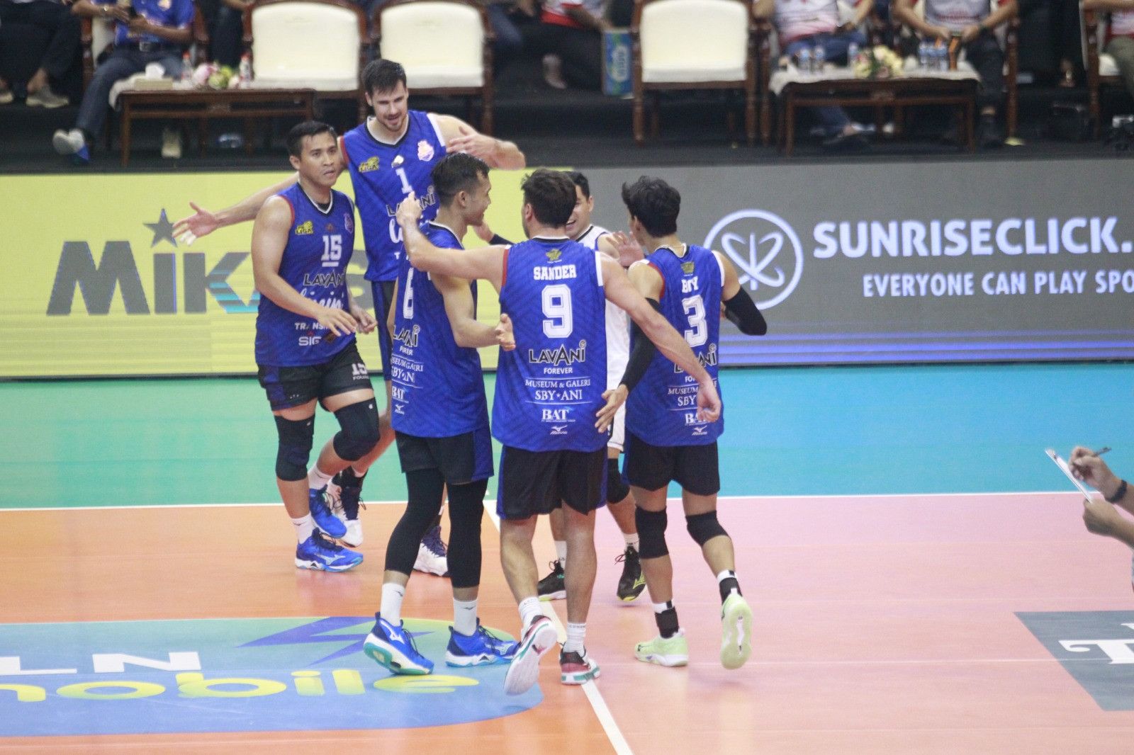 Jakarta LavAni Livin Transmedia Bungkam Surabaya Samator 3 Set Langsung, Perkasa di Puncak Klasemen Sementara Proliga 2026