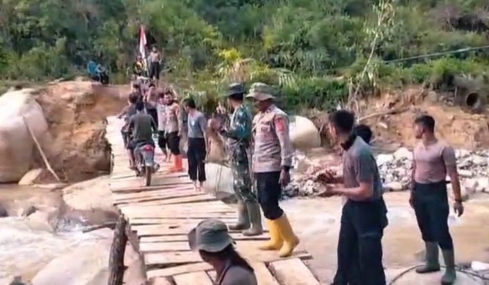 7 Jembatan Darurat Dibangun di Aceh Tengah, Akses Warga Mulai Pulih