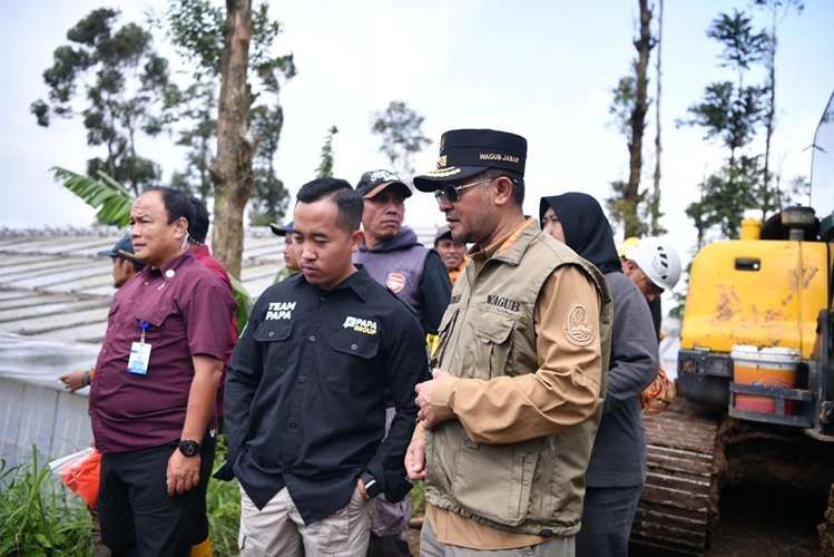 Pencarian Korban Longsor di Pasirlangu Terus Berlanjut, Pemprov Jabar Siapkan Relokasi Aman