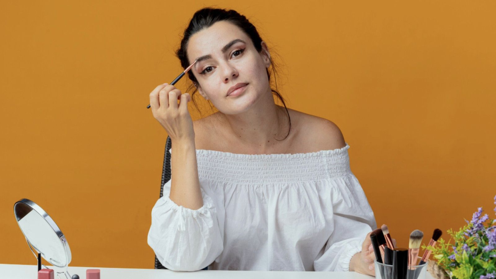 Perjalanan Makeup: Dari Tradisi Kuno Hingga Tren Modern