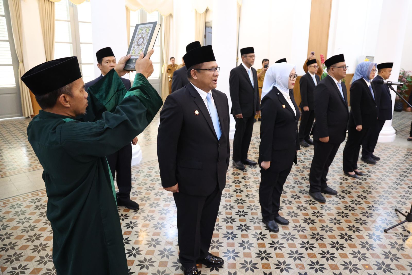 10 Pejabat Eselon II Dilantik Gubernur Banten Andra Soni, Ini Daftar Nama dan Jabatannya