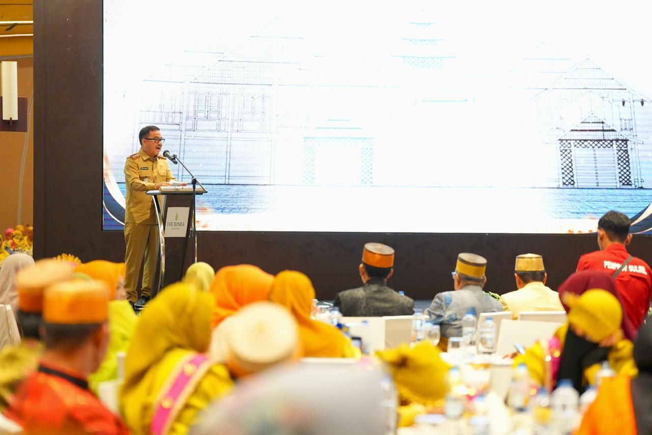 Sekda Sulsel Hadiri Pengukuhan Pengurus Pusat Wija We Ummung Datu Larompong 2026-2031