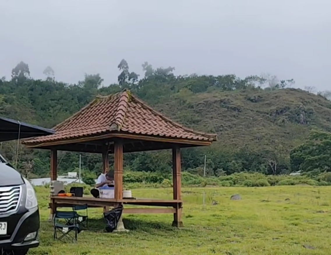 Camping di Antara Rinjani dan Sembalun, Pesona Road Trip Lombok yang Bikin Susah Pulang