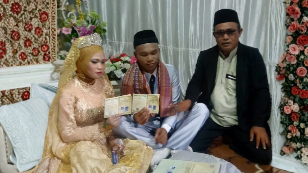 Akad Nikah Rio Rasmin dan Nuryani Banapon Jadi Edukasi Pentingnya Nikah Sah dan Tercatat di Waplau
