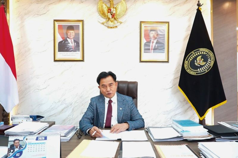 Yusril Tegaskan WNI Gabung Militer Asing Tak Otomatis Kehilangan Kewarganegaraan