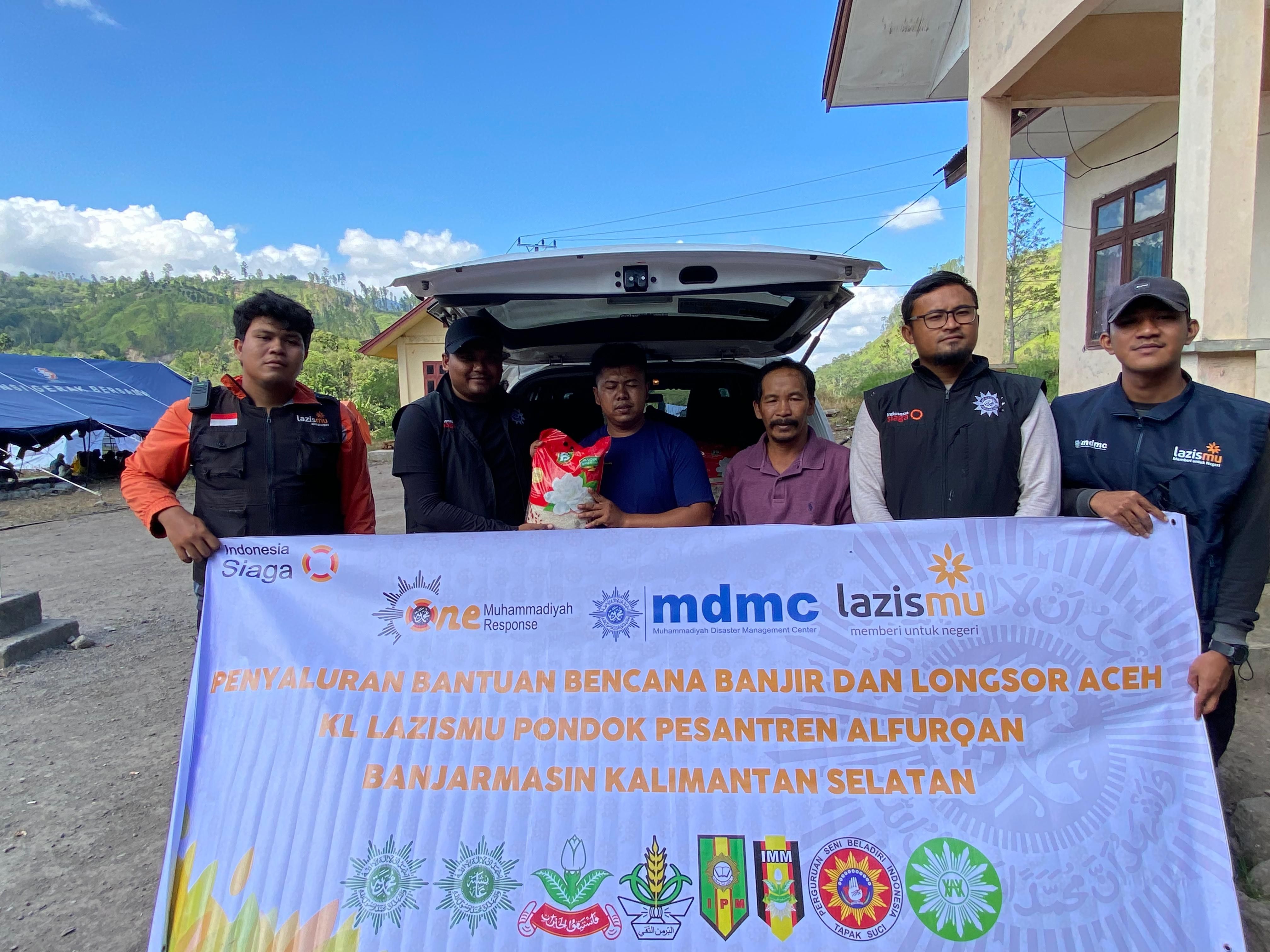 Sinergi Lazismu dan MDMC Salurkan Bantuan, Tembus Daerah Terisolir di Desa Bergang Ketol Aceh Tengah