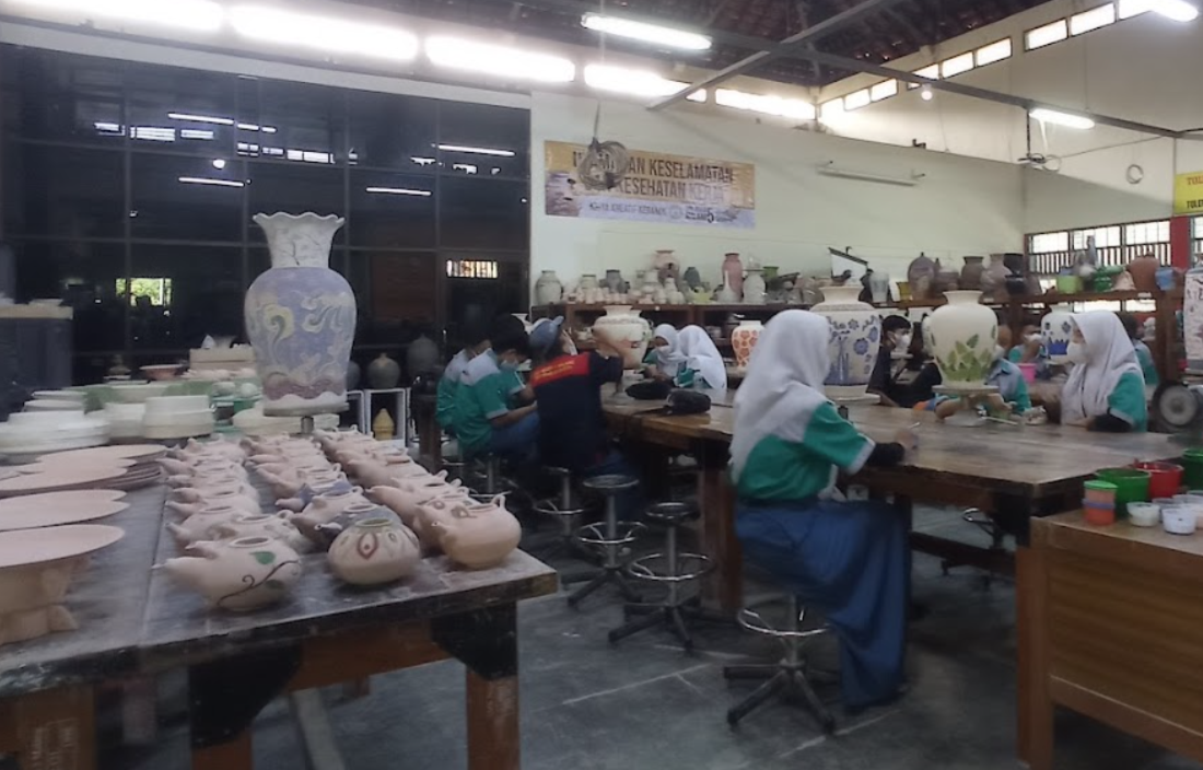 SMK Negeri 5 Malang. Rumahnya Talenta Kriya Unggulan Kota Malang