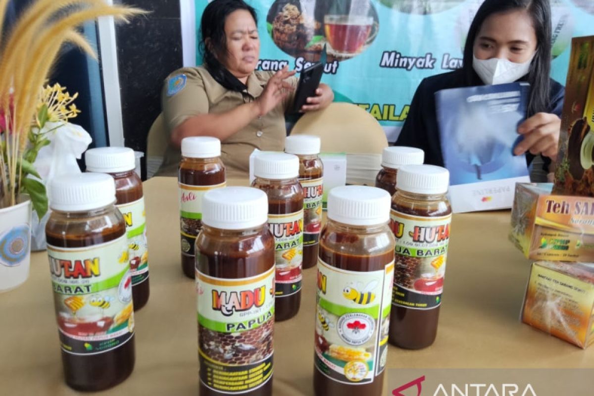 Bukan Sekadar Noken! 6 Oleh-Oleh Jayapura Anti-Mainstream yang Wajib Masuk Koper