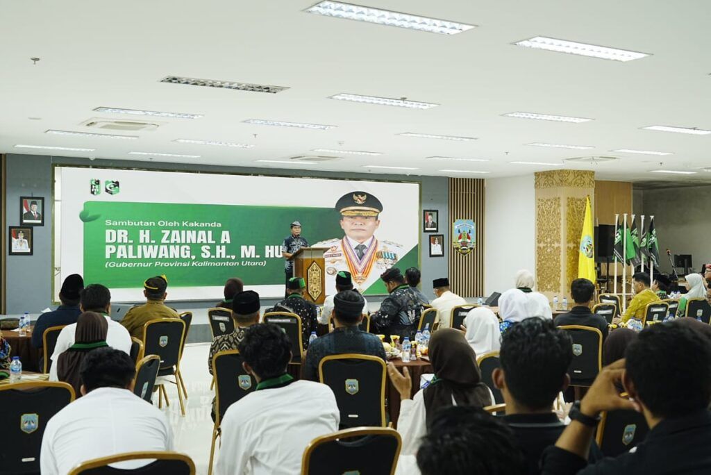 Gubernur Dorong Peran Mahasiswa dalam Pembangunan Daerah di Pelantikan HMI dan KOHATI