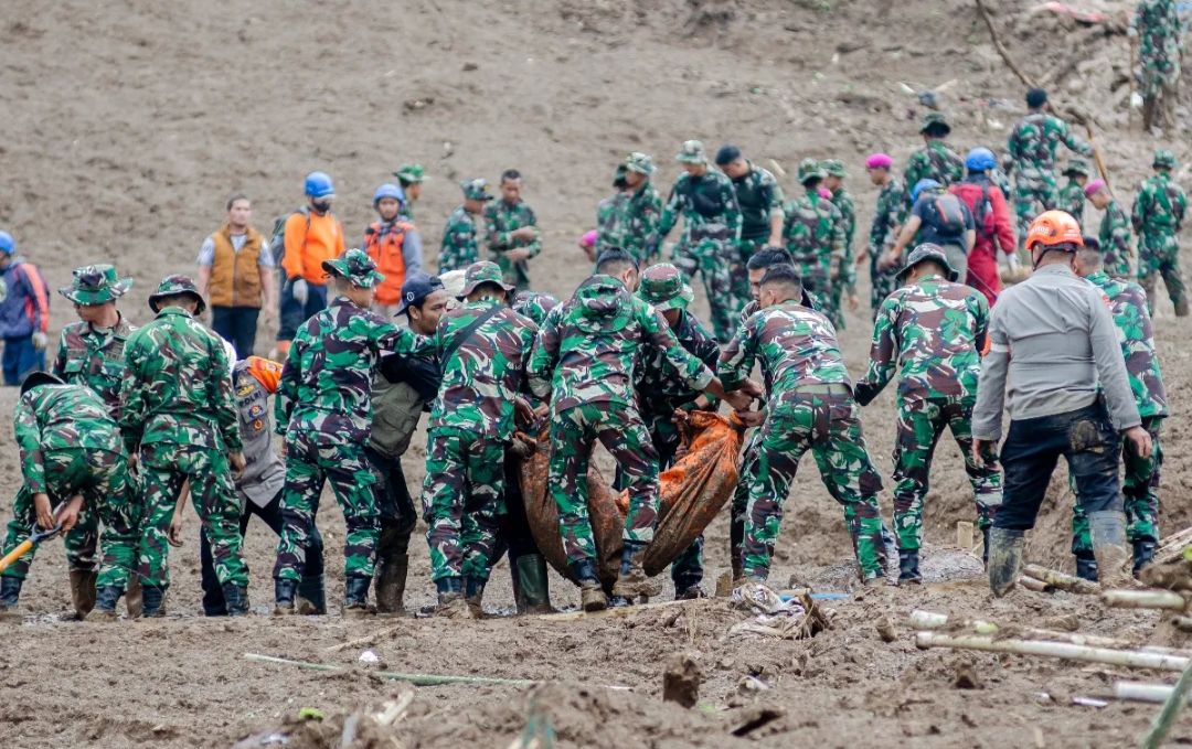 Pemprov Lampung Sampaikan Duka atas Gugurnya 19 Prajurit Marinir Beruang Hitam