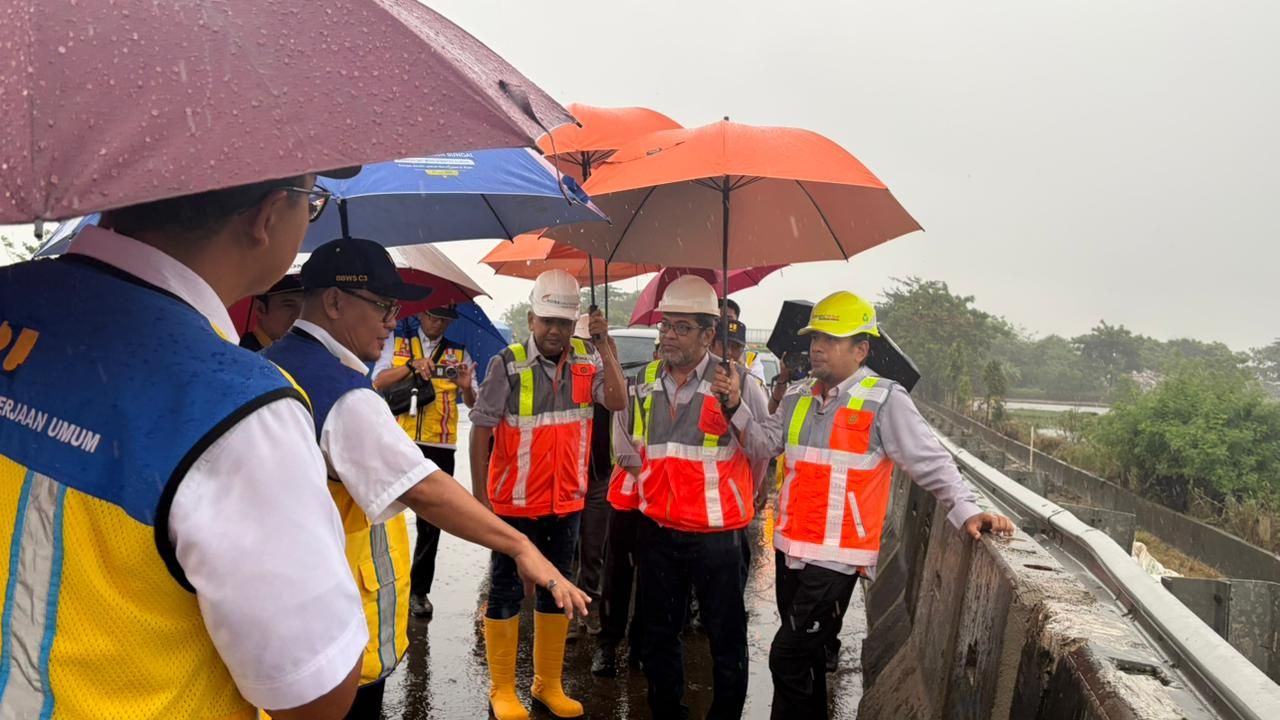 Penyebab Banjir Tol Merak Curah Hujan Tinggi dan Luapan Sungai Cidurian