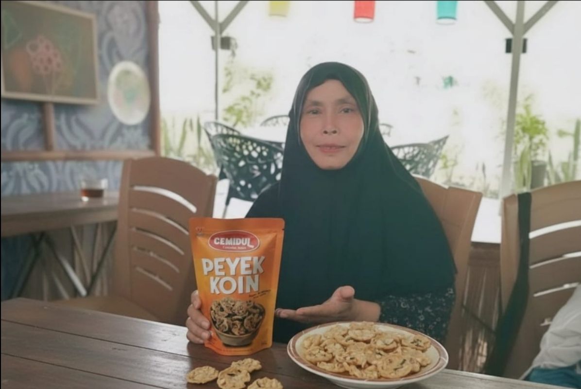 Satu Pertemuan dengan Kakak Putih Biru yang Berdampak Perubahan Besar Bagi Ibu Murni