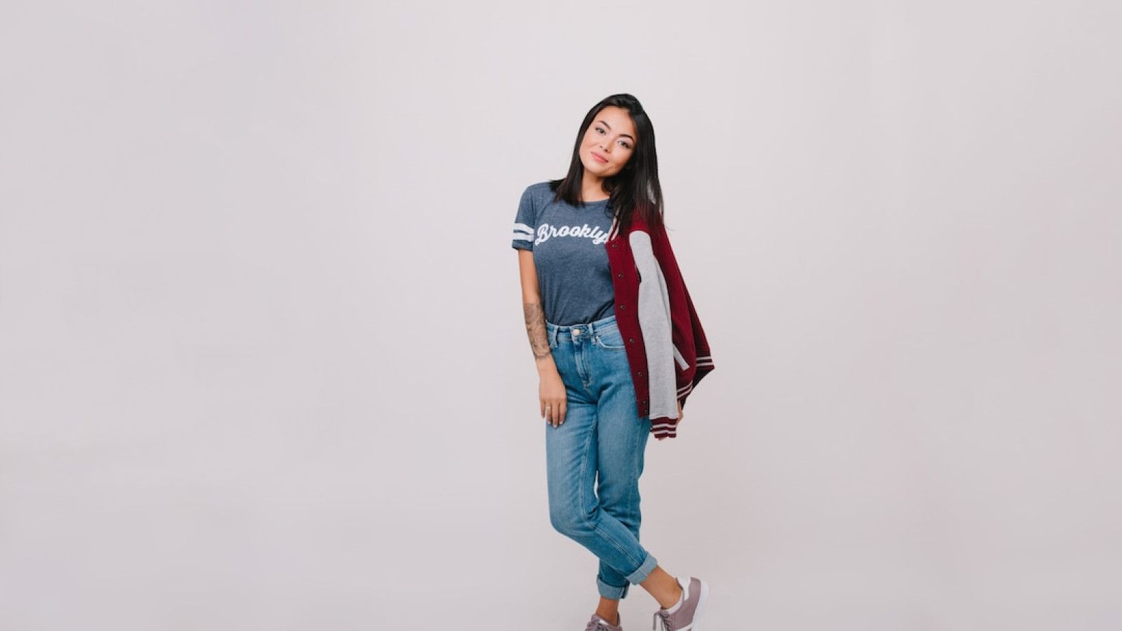 Gaya Minimalis: Kunci Keberlanjutan dan Daya Tarik dalam Dunia Mode