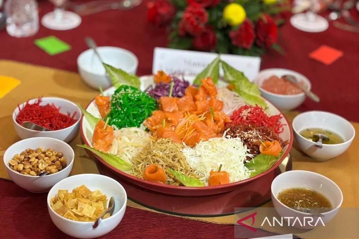 Mengenal Tradisi Yu Sheng di Komunitas Hakka, Simbol Rezeki dan Keharmonisan