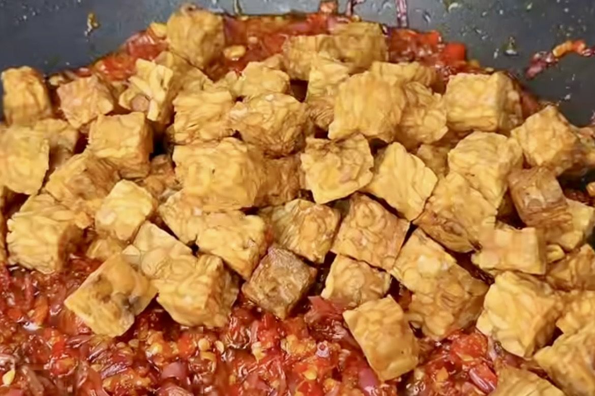 Resep Tempe Goreng Sambal Kecombrang, Pedas Wangi yang Auto Bikin Nagih