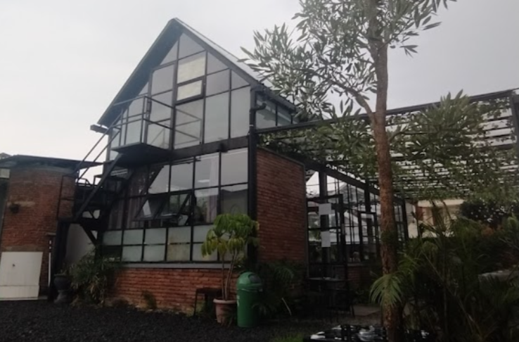 SUACO, Coffeeshop Industrial Homy Favorit Mahasiswa di Kawasan Kampus Malang