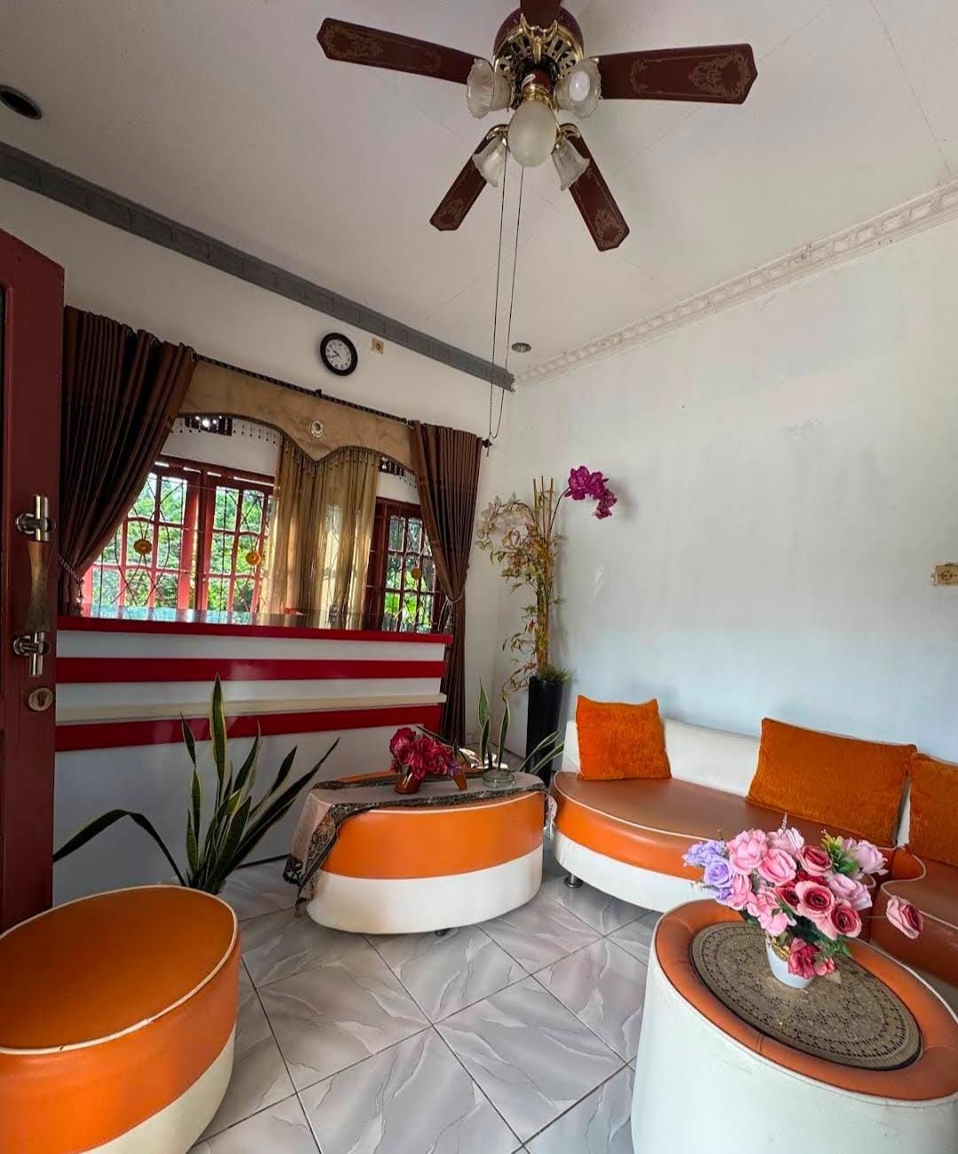 4 Rekomendasi Hotel di Tanah Laut Dekat Pusat Kota Pelaihari Terbaik