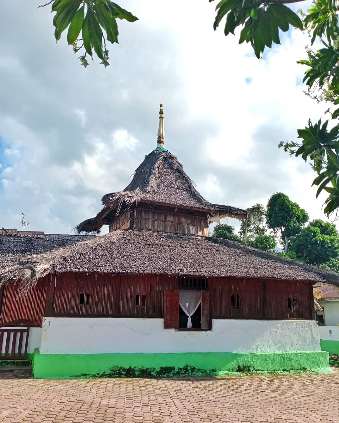 Masjid Wapauwe: Jejak Tujuh Abad Sejarah Islam di Jazirah Leihitu, Maluku