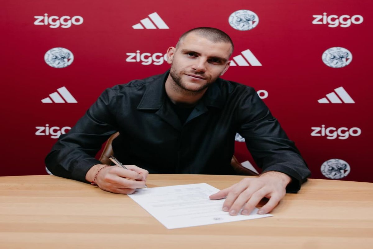 Direktur Olahraga Ajax Ungkap Alasan Klubnya Rekrut Maarten Paes dari FC Dallas