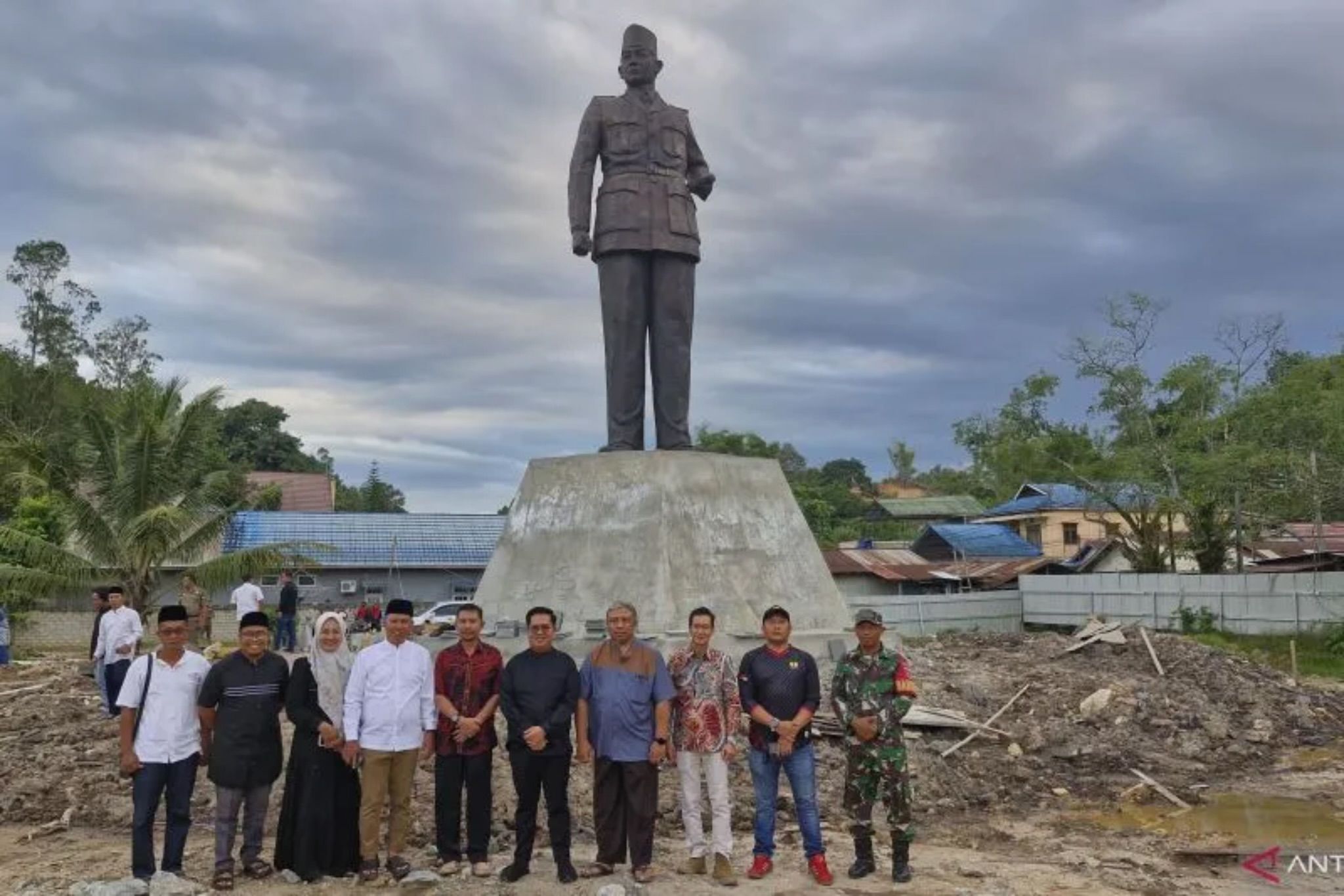 Ikon Baru Sangasanga: Patung Bung Karno Kini Berdiri Megah di Kawasan RTH